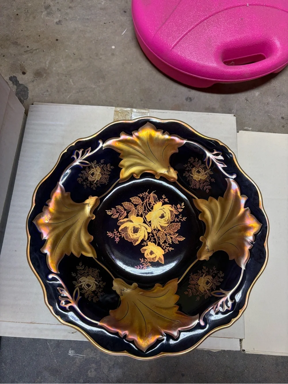 Weimar Echt Kobalt / Cobalt Decorative Blue + Gold Floral Serving Round Bowl New